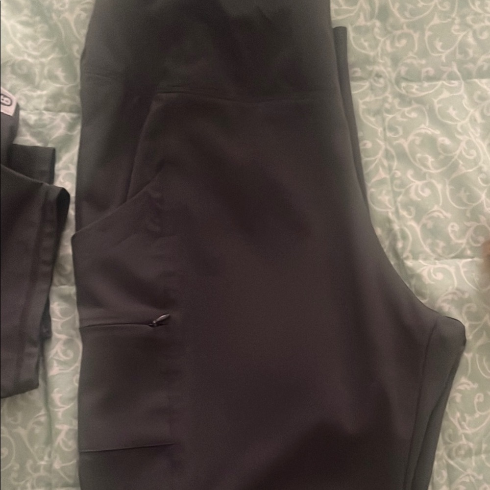 Gray Performance Shorts With Moisture-Wicking Fab… - image 2